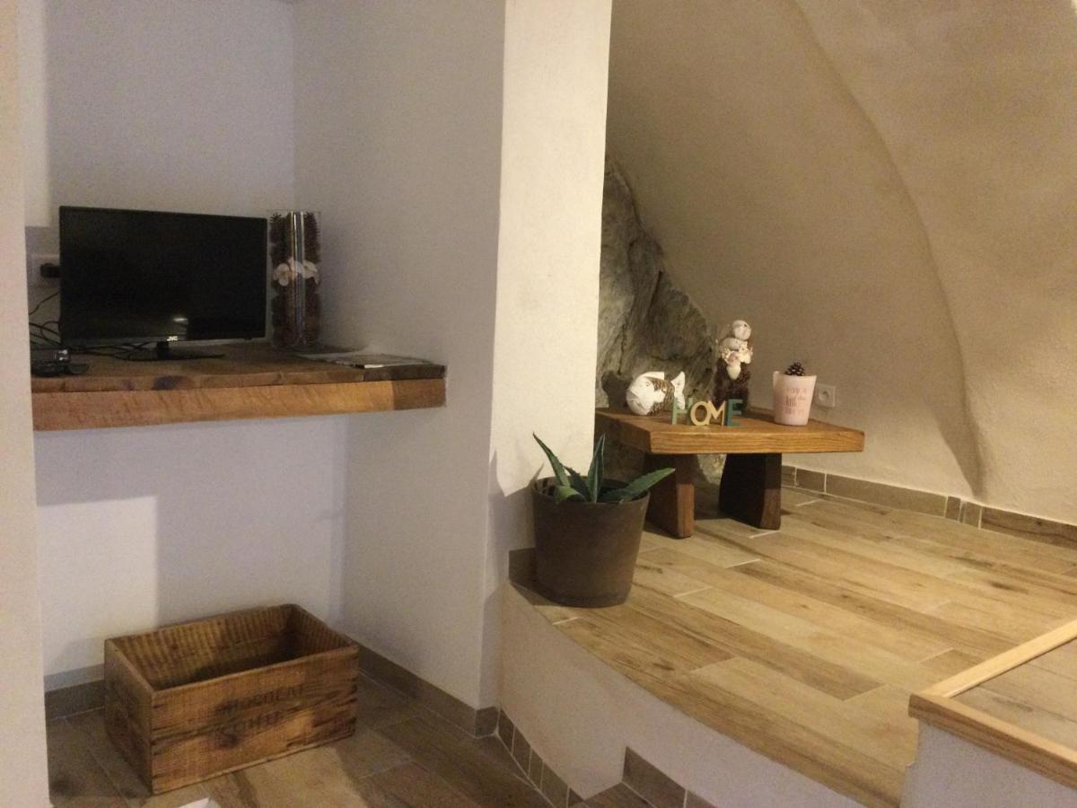 Casa Lili Lejlighed Castello-di-Rostino Eksteriør billede